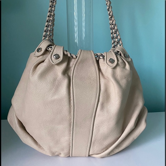 MCM Handbag /chainStraps magnetic closure - Picture 3 of 16